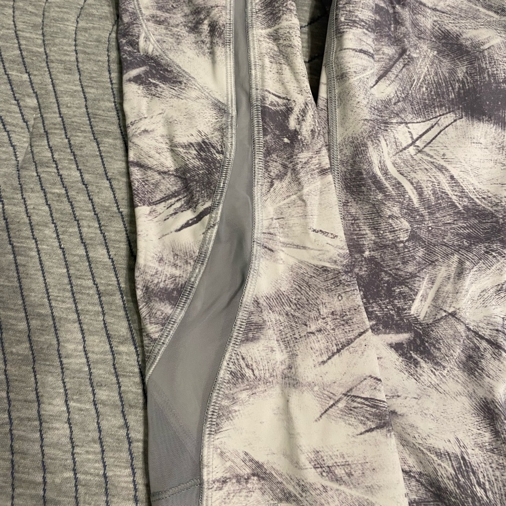 Lululemon cropped high-waisted leggings - Picture 7 of 7